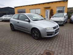 Bild des Angebotes Fiat Stilo 1,4i Euro4   tüv neu!! neuteile!!!!! Klima
