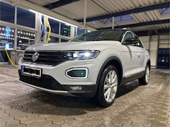 Bild des Angebotes VW T-Roc 2.0TDI AWD-ACC-PANO-LED-PDC-SHZ-AHK-NAVI-CarPlay