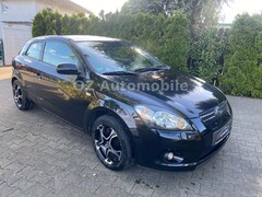 Bild des Angebotes Kia Ceed / cee'd / Pro Ceed 1.6//Klima//Shz//Alu//92Kw