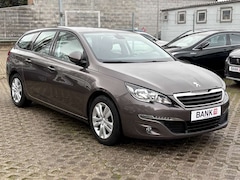 Bild des Angebotes Peugeot 308 SW 1,2i*Klima*Navi*Scheckheft gepflegt*