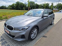 Bild des Angebotes BMW 318 Touring Automatik
