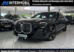 Bild des Angebotes BMW 740 d xDrive M-Sport PANO-SKY*THEATRE*B&W*STHZG*