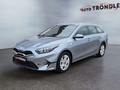 Bild des Angebotes Kia Ceed SW / cee'd SW 1.5 T-GDI Vision +Navi+SHZ+DAB+CarPlay