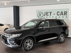 Bild des Angebotes Mitsubishi Outlander Plus 4WD Aut. *7.Sitzer-Kamera-S.Dach*