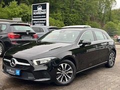 Bild des Angebotes Mercedes-Benz A 180 AUTOMATIK LEDER SHZ RFK