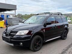 Bild des Angebotes Mitsubishi Outlander 2.4 Allrad AHK Tüv Neu Klima Xenon