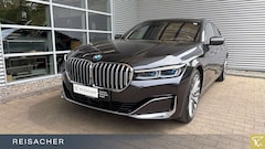 Bild des Angebotes BMW 750 i A xDrive Lim StdHzg,GSD,AHK,DAProf,Leder,Au