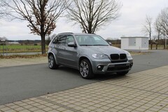 Bild des Angebotes BMW X5 xDrive40d M-Packet