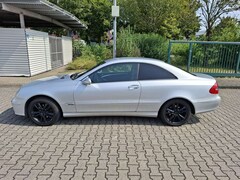 Bild des Angebotes Mercedes-Benz CLK 220 CLK 220 CDI (209.308)