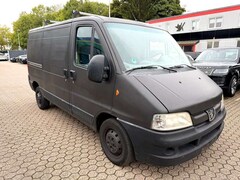 Bild des Angebotes Peugeot Boxer 2.8 HDI *SERVO+3-SITER+SCHWARZ MATT*