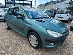 Bild des Angebotes Peugeot 206 1.4 Premium 75 AUTO