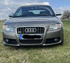 Bild des Angebotes Audi A4 3.2 FSI quattro