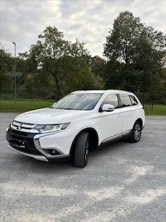 Bild des Angebotes Mitsubishi Outlander 2.2 DI-D 4WD Aut. Diamant Edition+