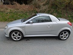 Bild des Angebotes Opel Tigra Tigra Twin Top 1.8 Sport