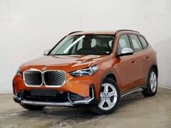Bild des Angebotes BMW iX1 xDrive30 xLine Sport HUD 360° DrivingPro AHK