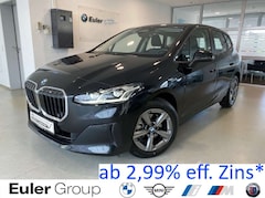 Bild des Angebotes BMW 216 Active Tourer i 17'' adLED ParkAss M-Lenkrad Komfo