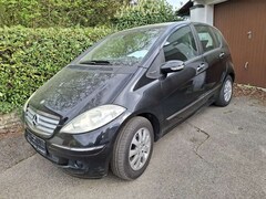 Bild des Angebotes Mercedes-Benz A 200 Benzin 2 Monate TÜV.