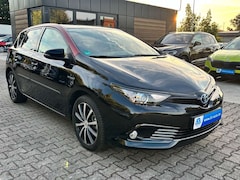 Bild des Angebotes Toyota Auris Hybrid Team D Kamera Navi Tempomat