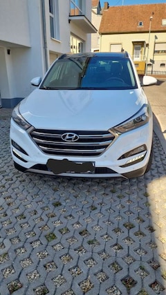 Bild des Angebotes Hyundai TUCSON 2.0 CRDi 4WD Automatik Premium