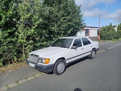 Bild des Angebotes Mercedes-Benz 230 230 E