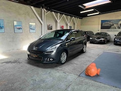 Bild des Angebotes Peugeot 5008 Platinum 1.6 Pano AHK PDC SHZ Head-up 7-Sitzer