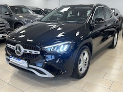 Bild des Angebotes Mercedes-Benz GLA 180 ACC*LED*Navi*R-Cam*TeiLeder*SHZ*KlimaAu*