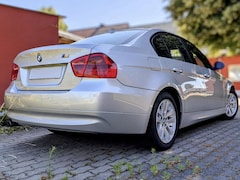 Bild des Angebotes BMW 318 318i Aut.