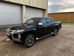 Bild des Angebotes Mitsubishi L200 Automat*Top Doppelkabine 4WD*360°Kam*AHK*