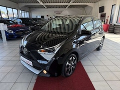 Bild des Angebotes Toyota Aygo x-play Team D