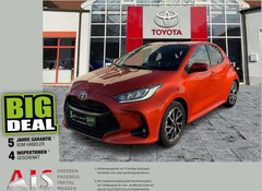 Bild des Angebotes Toyota Yaris 1.5 D Team Deutschland ACC+LED+Navi+SHZ+LM