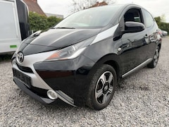 Bild des Angebotes Toyota Aygo x-clusiv*Kamera*Navi*Klima*TÜV NEU*