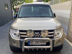 Bild des Angebotes Mitsubishi Pajero Pajero 3.8 V6 Automatik Instyle