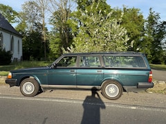 Bild des Angebotes Volvo 240 Last Edition 1993