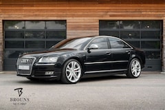 Bild des Angebotes Audi S8 5.2 V10 Quattro |Massage|SoClo|Keramik|sDach|