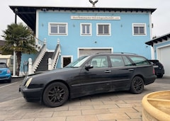 Bild des Angebotes Mercedes-Benz E 240 T Elegance Automatik, AHK, TÜV bis 10/26