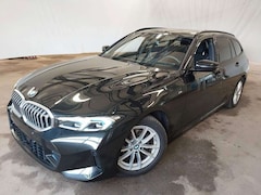 Bild des Angebotes BMW 318 i M Sport /360°KAMERA / ACC / HEAD-UP/ 1HAND