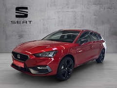 Bild des Angebotes SEAT Leon Sp. 1.5 eTSI DSG FR Black Edition AHK FaPa L eHeck