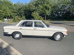 Bild des Angebotes Mercedes-Benz 280