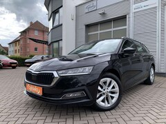 Bild des Angebotes Skoda Octavia 1.5TSI DSG Columbus+Ambiente+ACC+LED