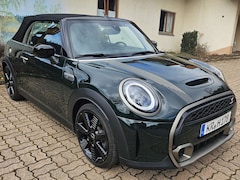 Bild des Angebotes MINI Cooper S Cabrio Mini Cooper S Cabrio Aut. MINI Resolute Edition