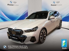 Bild des Angebotes BMW i5 eDrive40 AHK 360° STANDHZ HEAD-UP SITZBELÜFT