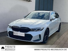 Bild des Angebotes BMW 320 d M Sport AHK/MMRY/ACC/ADAPTLED/PANO/KMFRTZGNG