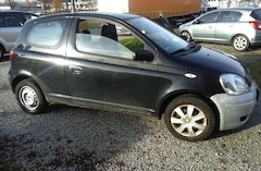 Toyota Yaris 1.0VVti /wenig km/ metallic+R-CD +Sv+ZV+FH+Airbags