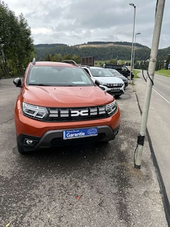 Bild des Angebotes Dacia Duster Extreme Multi Kamera,LED,AHK,SHZ,Alu