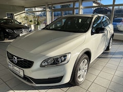 Bild des Angebotes Volvo V60 Cross Country Kinetic*Xenon*Navi*SiHz*