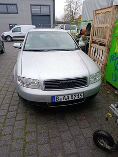 Bild des Angebotes Audi A4 1.6