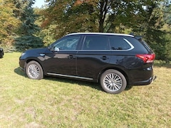 Bild des Angebotes Mitsubishi Outlander 2.4 4WD Plug-In Hybrid Spirit