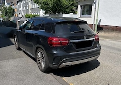 Bild des Angebotes Mercedes-Benz GLA 250 GLA 250 4Matic 7G-DCT AMG Line