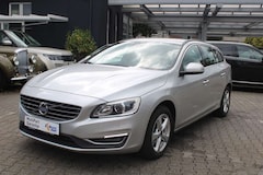 Bild des Angebotes Volvo V60 2.0 T BIFUEL Kombi Momentum*AUTOMATIK*NAVI*