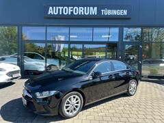 Bild des Angebotes Mercedes-Benz A 200 d Limousine *KAMERA*NAVI*CARPLAY*AHK*
